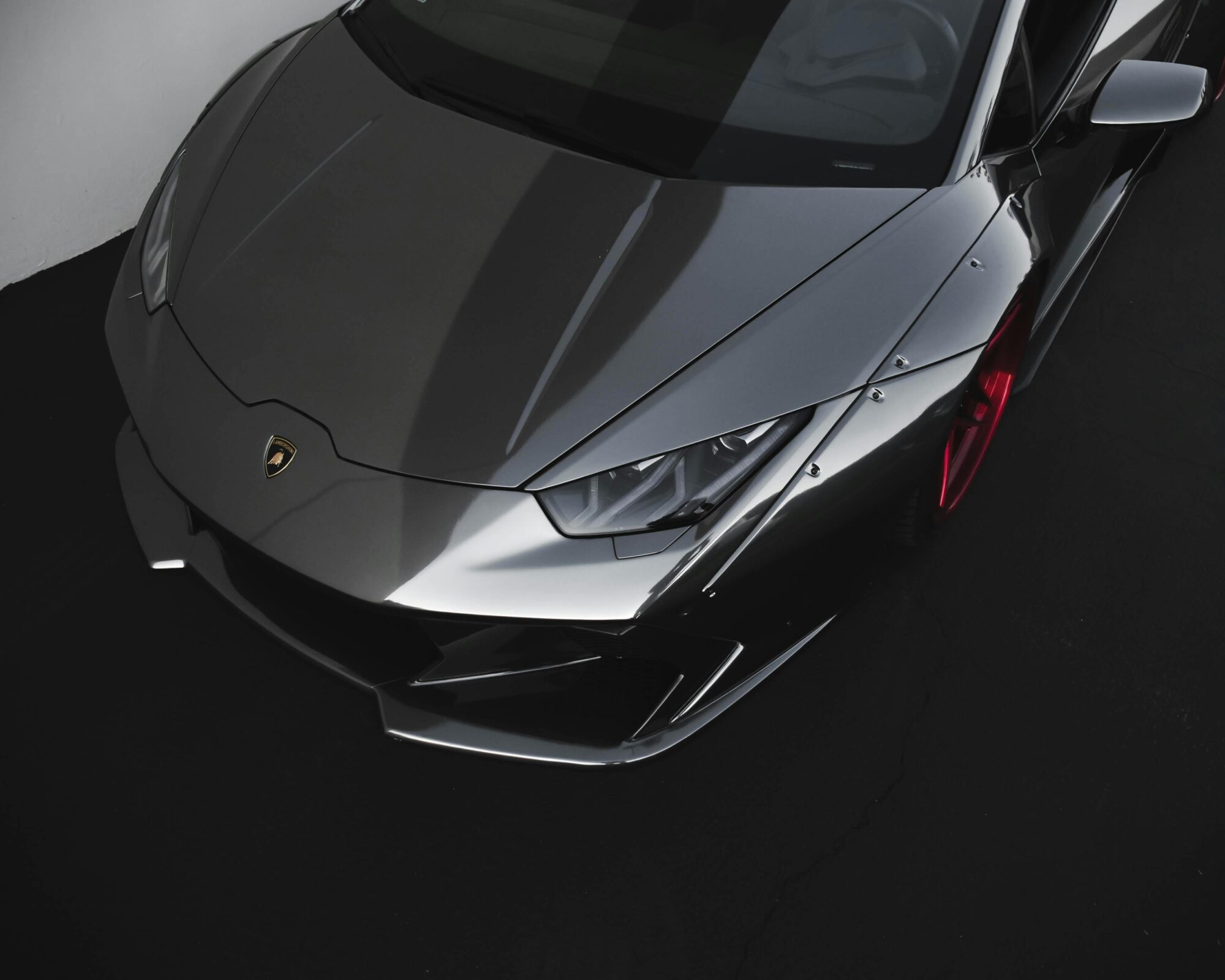 pexels-lynxexotics-3802512